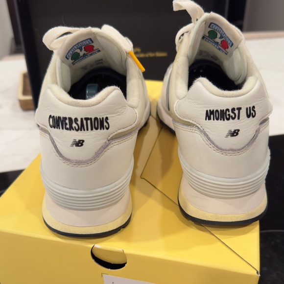 New Balance 574 conversations among us size 10 - Picture 3 of 8